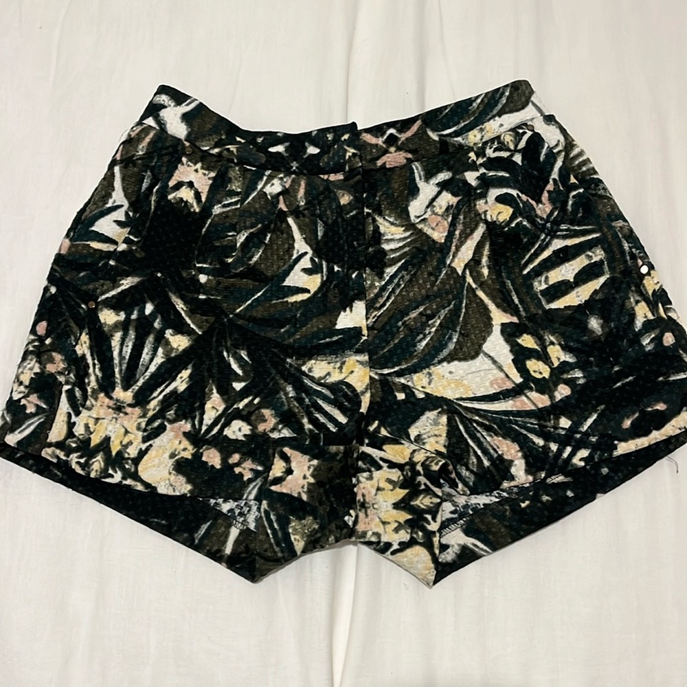 H&M Tropical Shorts SIZE 8 Medium Stretch Waist
